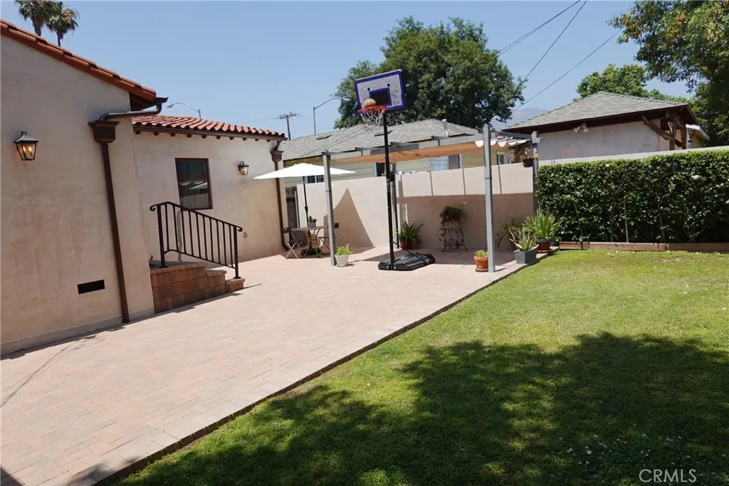 430 Sonora Avenue, Glendale, California 91201 home-pic-37